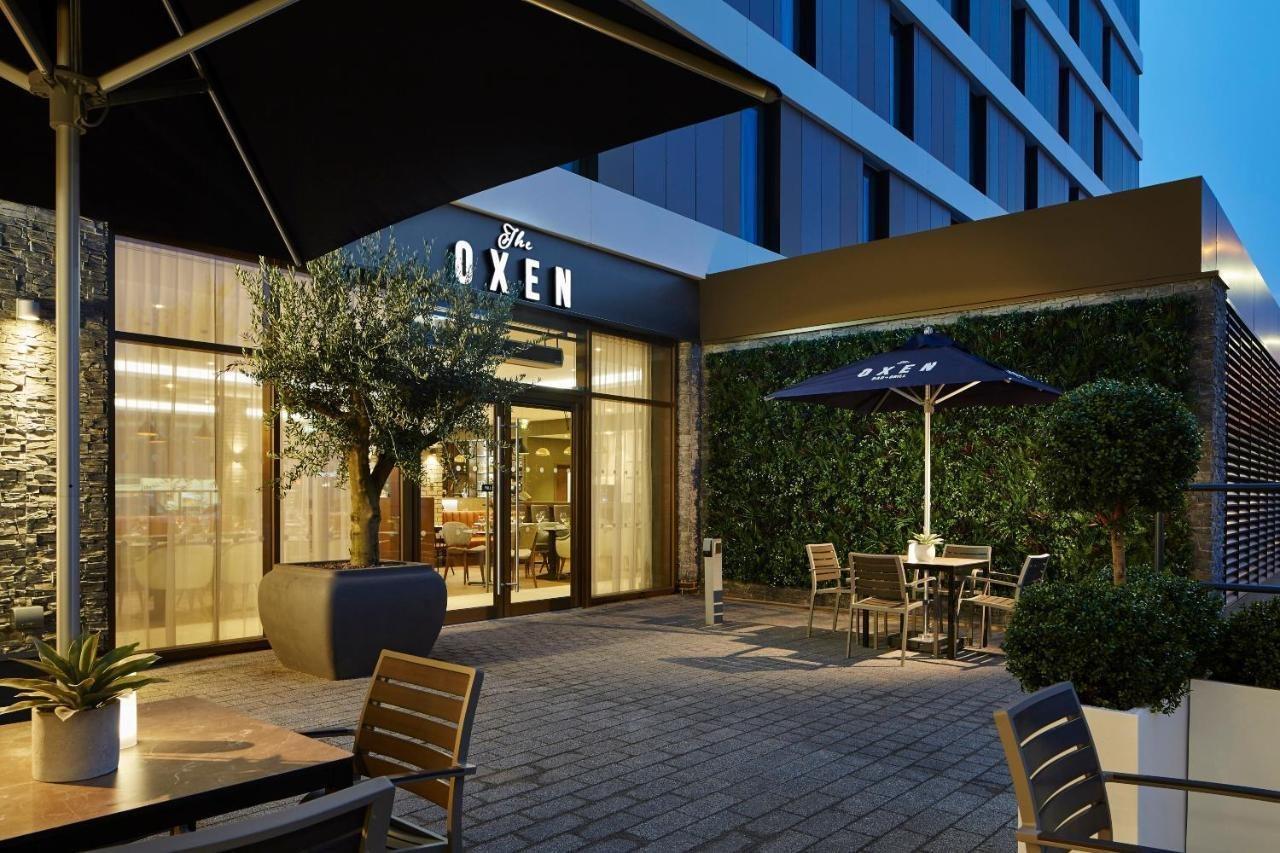 Courtyard By Marriott Oxford South Hotel Abingdon-on-Thames Exterior photo
